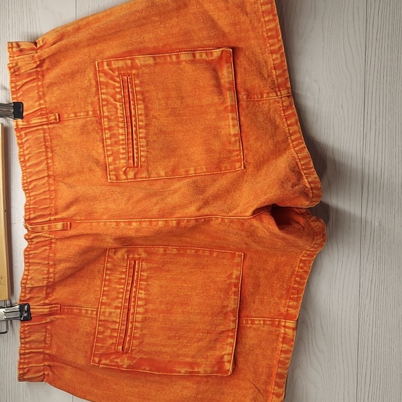 Oli & Hali Orange Acid Wash Short Cargo Style Mini Shorts 7-Pockets Womens Large - Picture 2 of 12